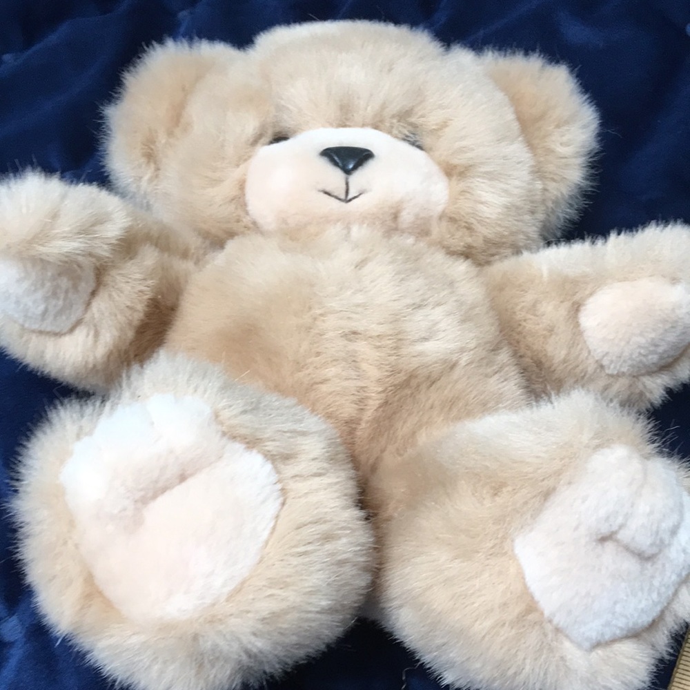 Love that smush face! Perfect like new condition. - Picture 3 of 7